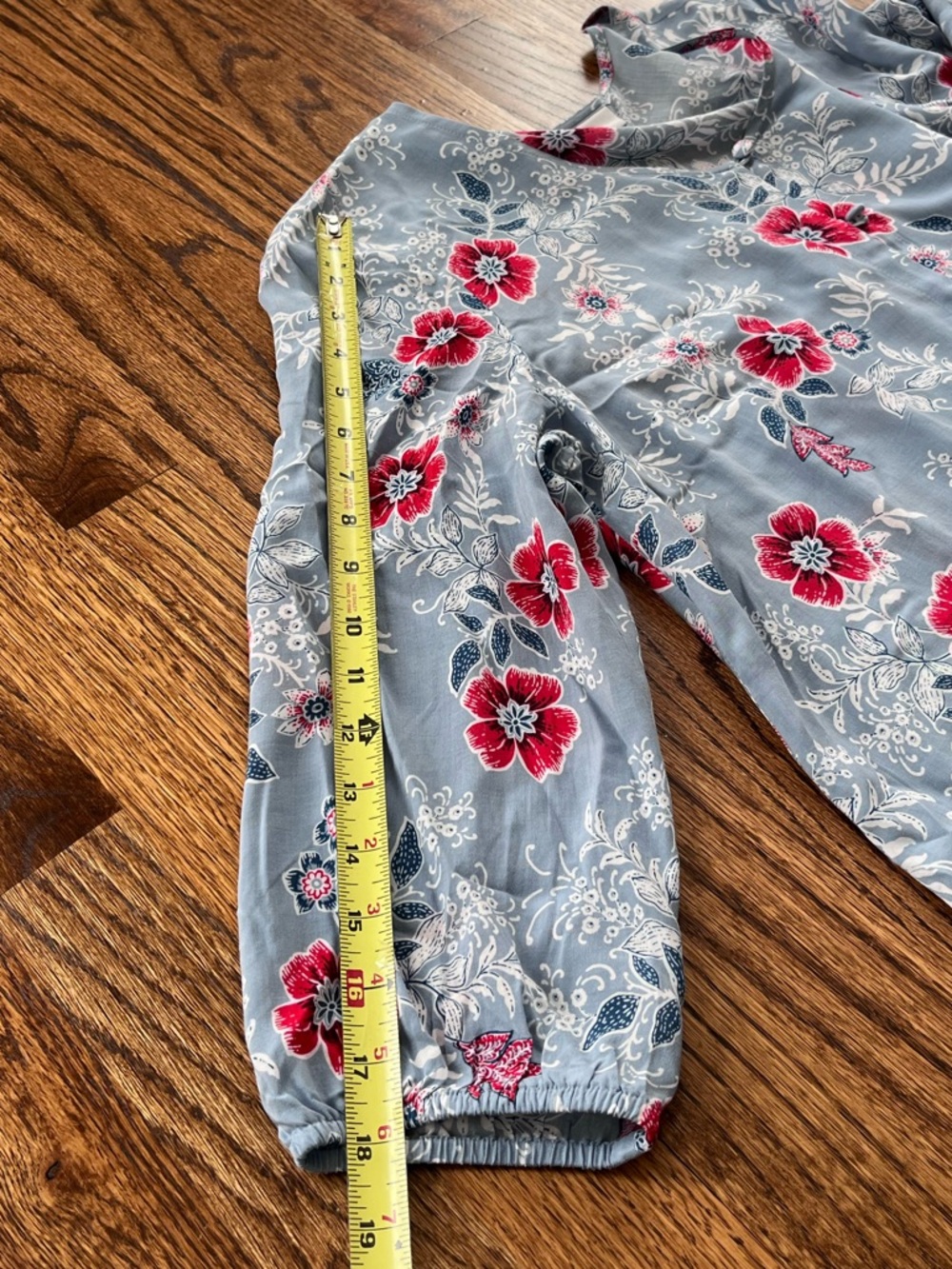 J. Jill Women’s Light Blue Floral Button-Down Blouse Size M - Picture 8 of 8